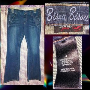 Bisou Bisou brand Med/Dark Blue Flare Denim Jeans w/Studded Pockets Sz 14